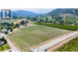 Primary Bedroom - 5711 White Street, Summerland, BC V0H1Z7 Photo 9