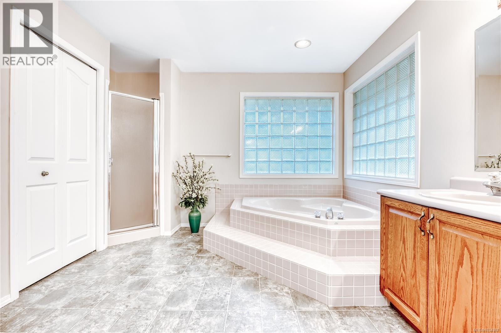 5352 Coastview Pl - 27