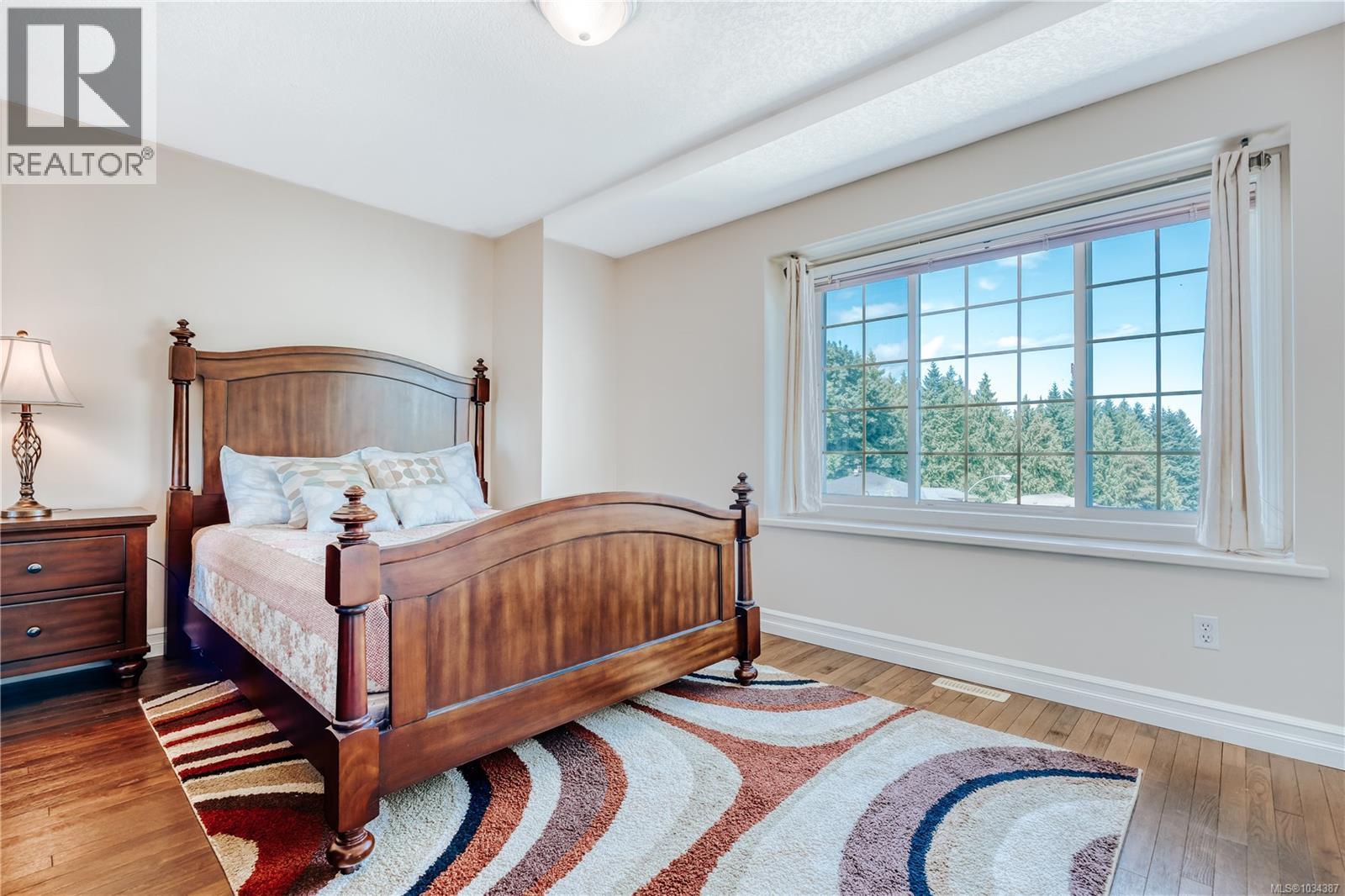 5352 Coastview Pl - Image 32