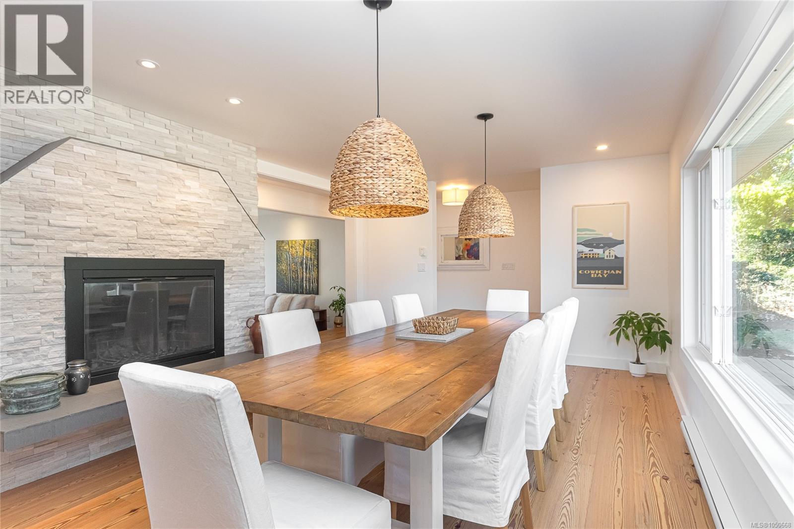 6390 Welch Rd - 7