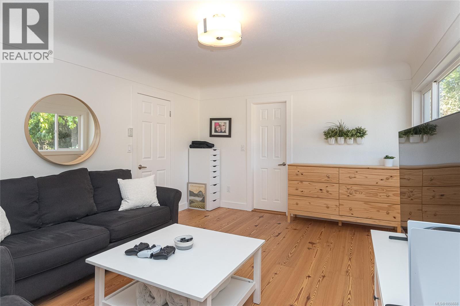 6390 Welch Rd - Image 28