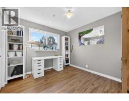 63 Beaconsfield Way Nw, Calgary, AB T3K1W9 Photo 25