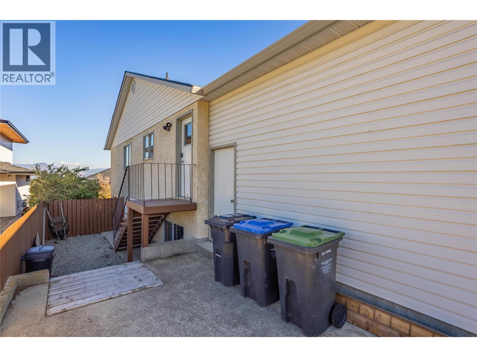 2245 Thacker Drive - Image 62