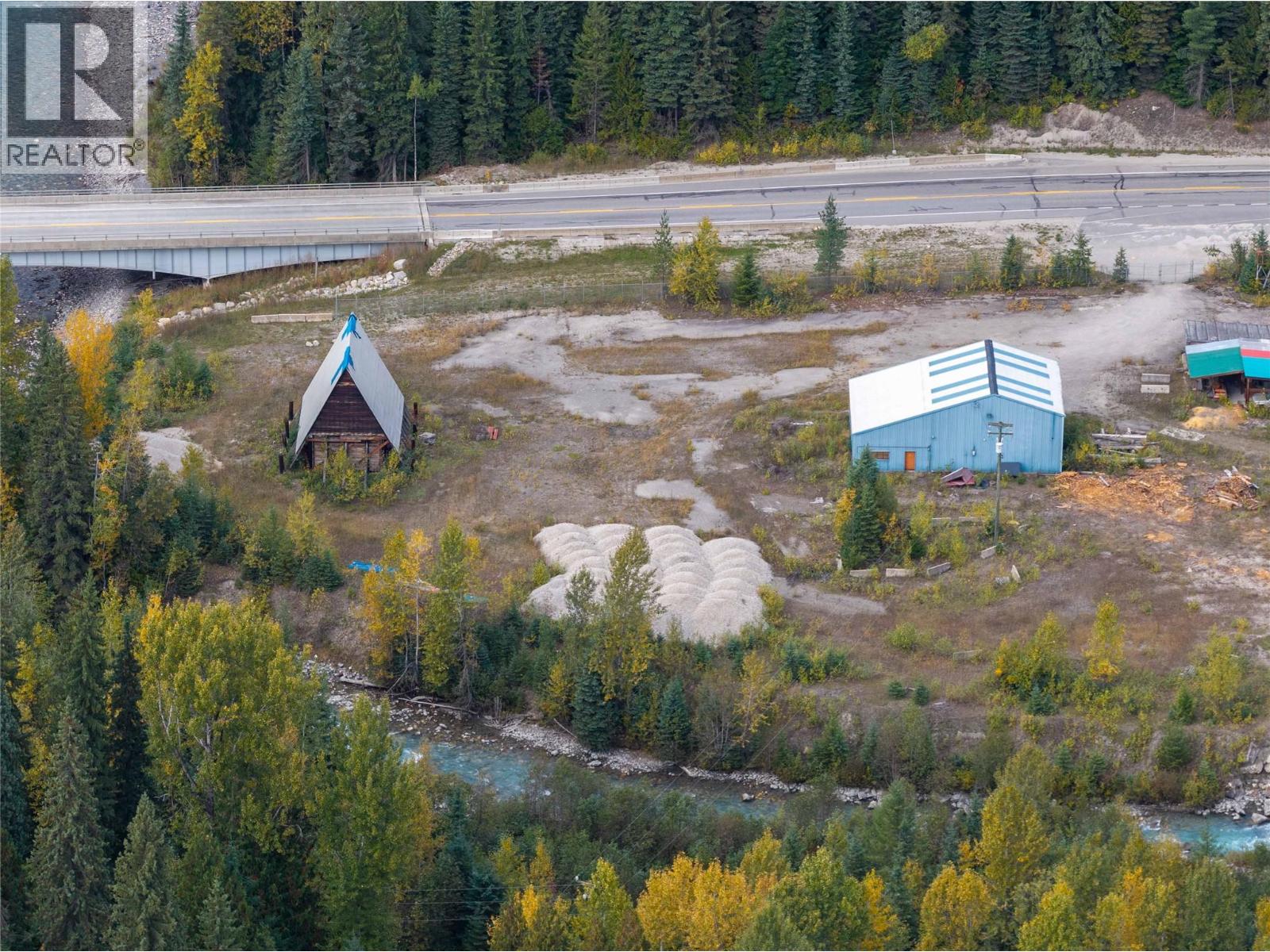  6950 Trans Canada Highway East, Revelstoke