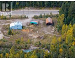 6950 Trans Canada Highway E, Revelstoke, BC V0E2S0 Photo 11