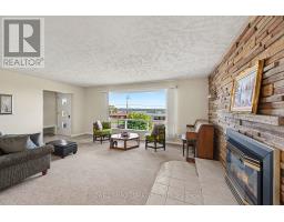 Kitchen - 1117 River Road, Mcnab/braeside, ON K0A1G0 Photo 8