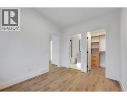 2824 31 Street SW - photo 40