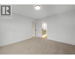 2824 31 Street SW - photo 32