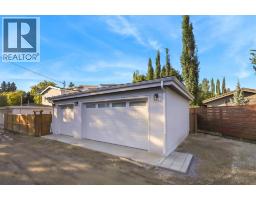 2824 31 Street SW - photo 48