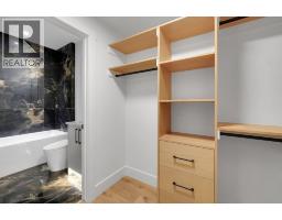 2824 31 Street SW - photo 23