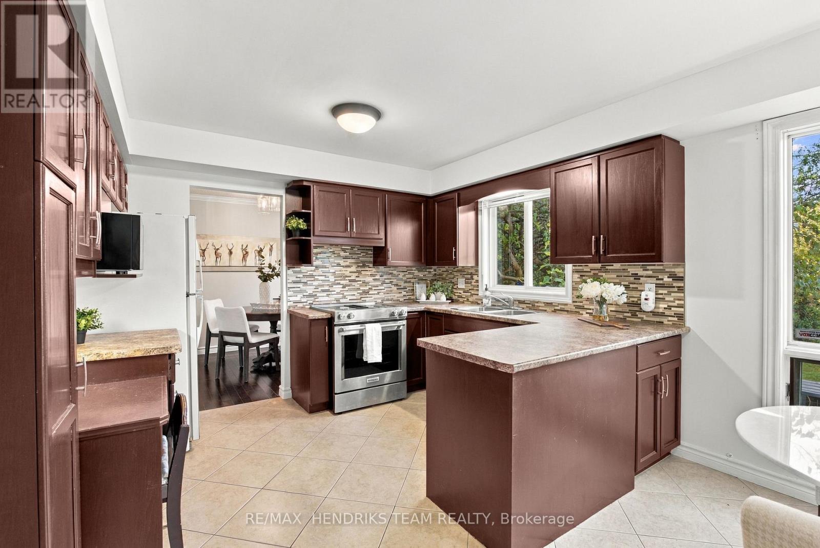 40 EMMETT STREET - 13
