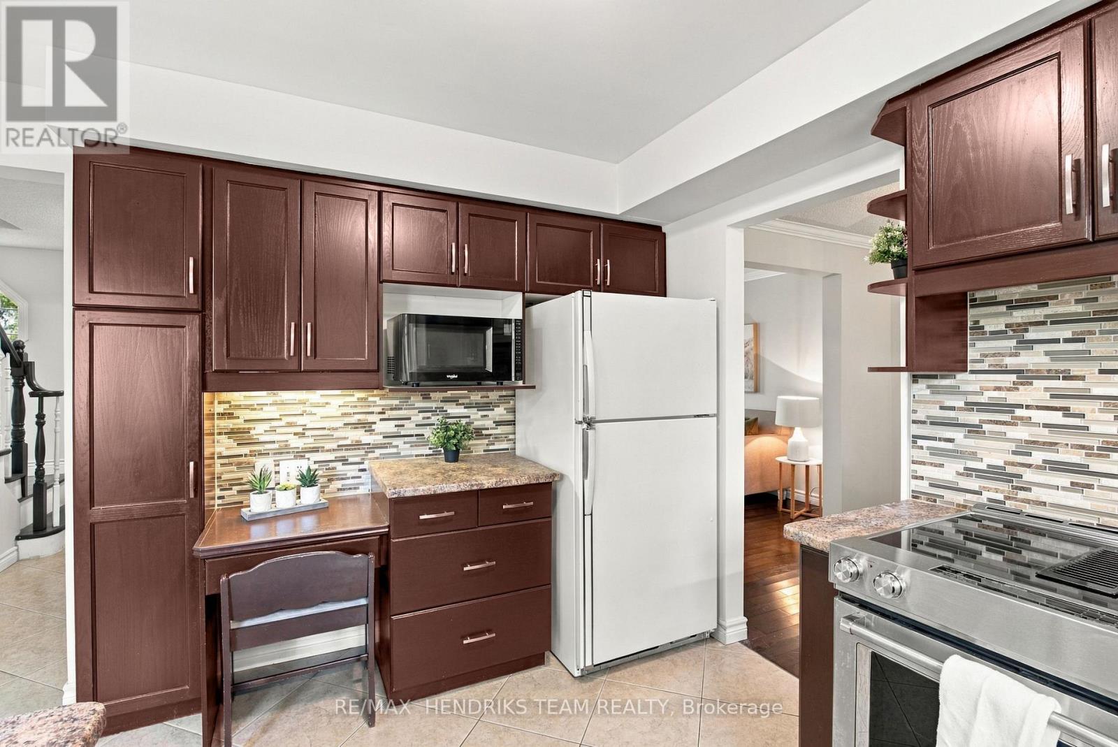 40 EMMETT STREET - 17