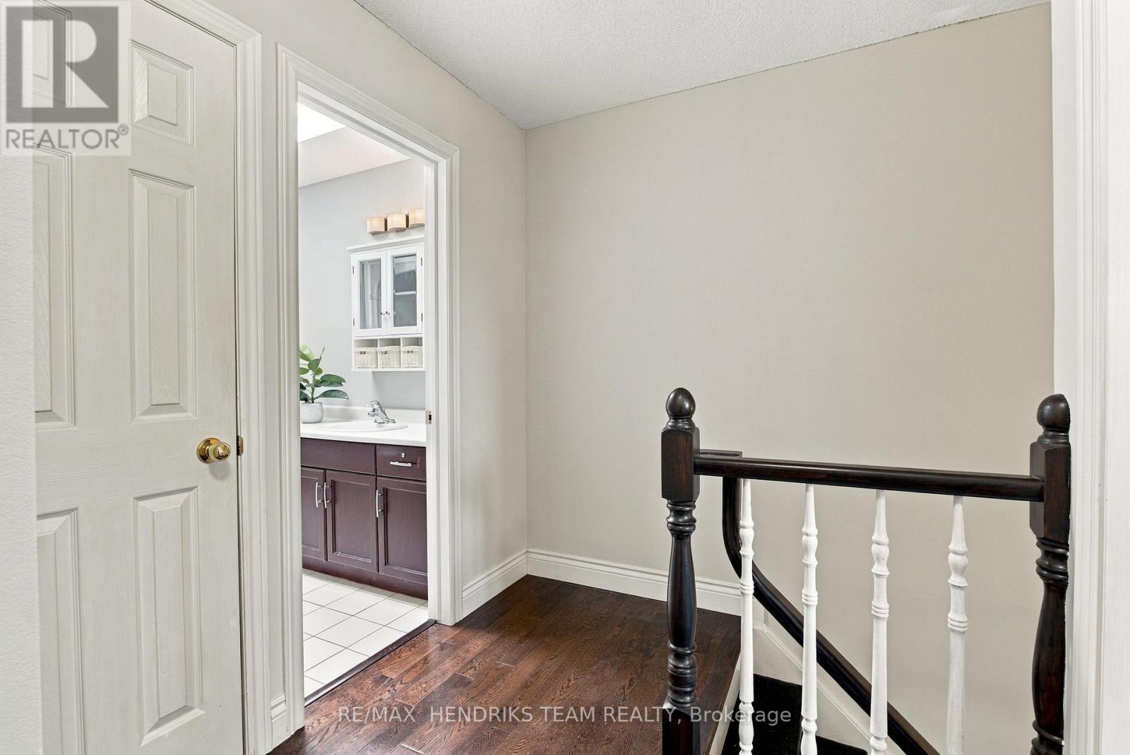 40 EMMETT STREET - 22