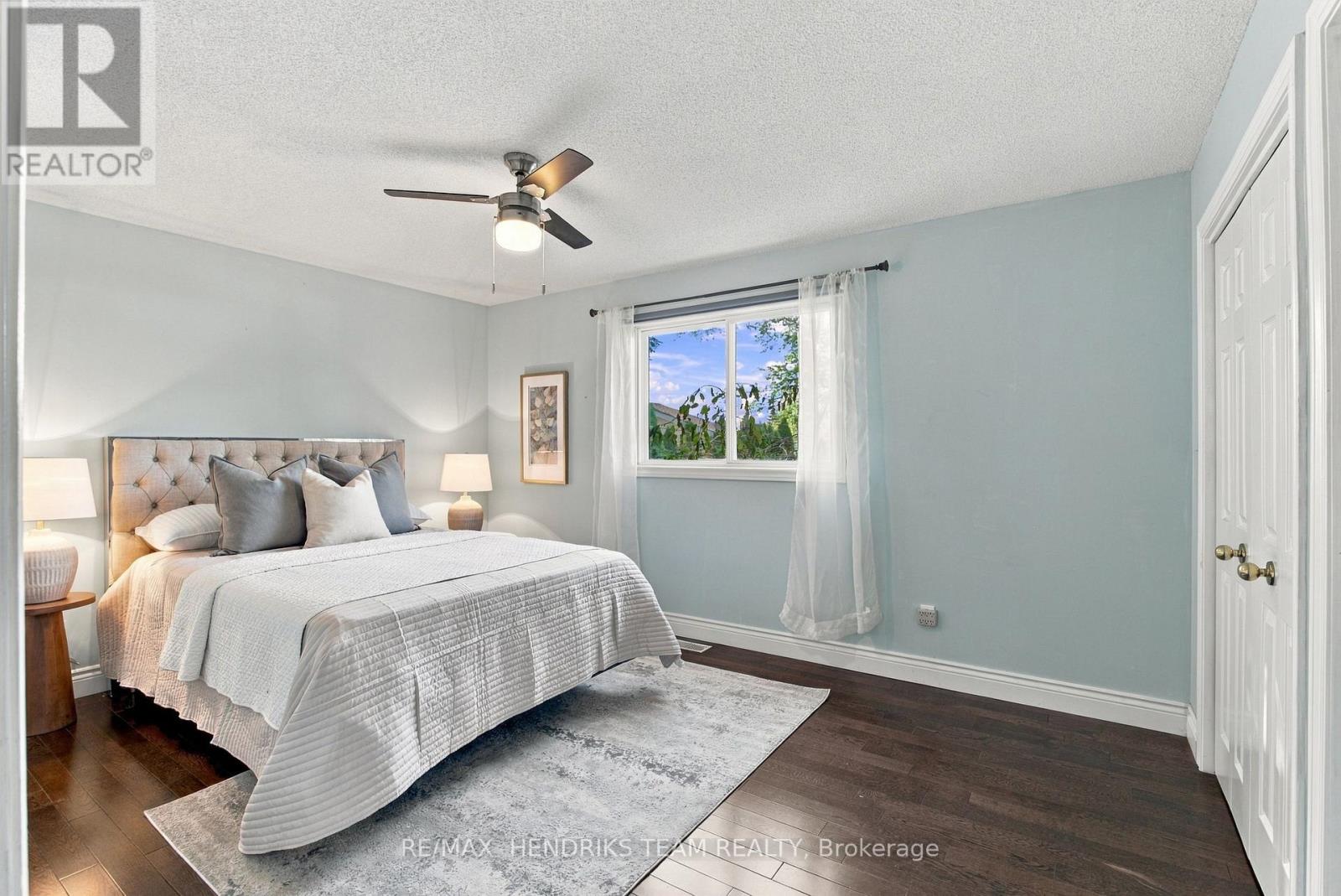 40 EMMETT STREET - 23