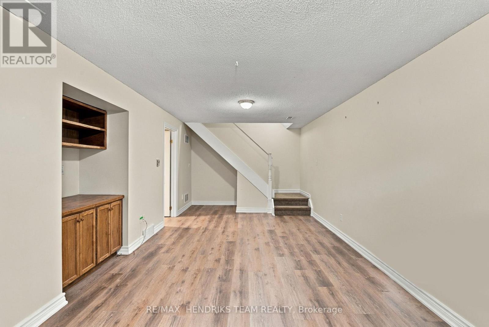40 EMMETT STREET - 31