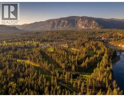 Primary Bedroom - 1261 Main Street, Christina Lake, BC V0H1E0 Photo 12