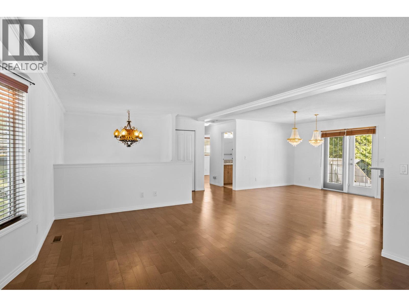 1261 Main Street - 19