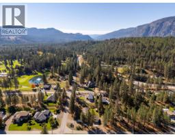 1261 Main Street, Christina Lake, BC V0H1E0 Photo 70