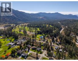 1261 Main Street, Christina Lake, BC V0H1E0 Photo 85