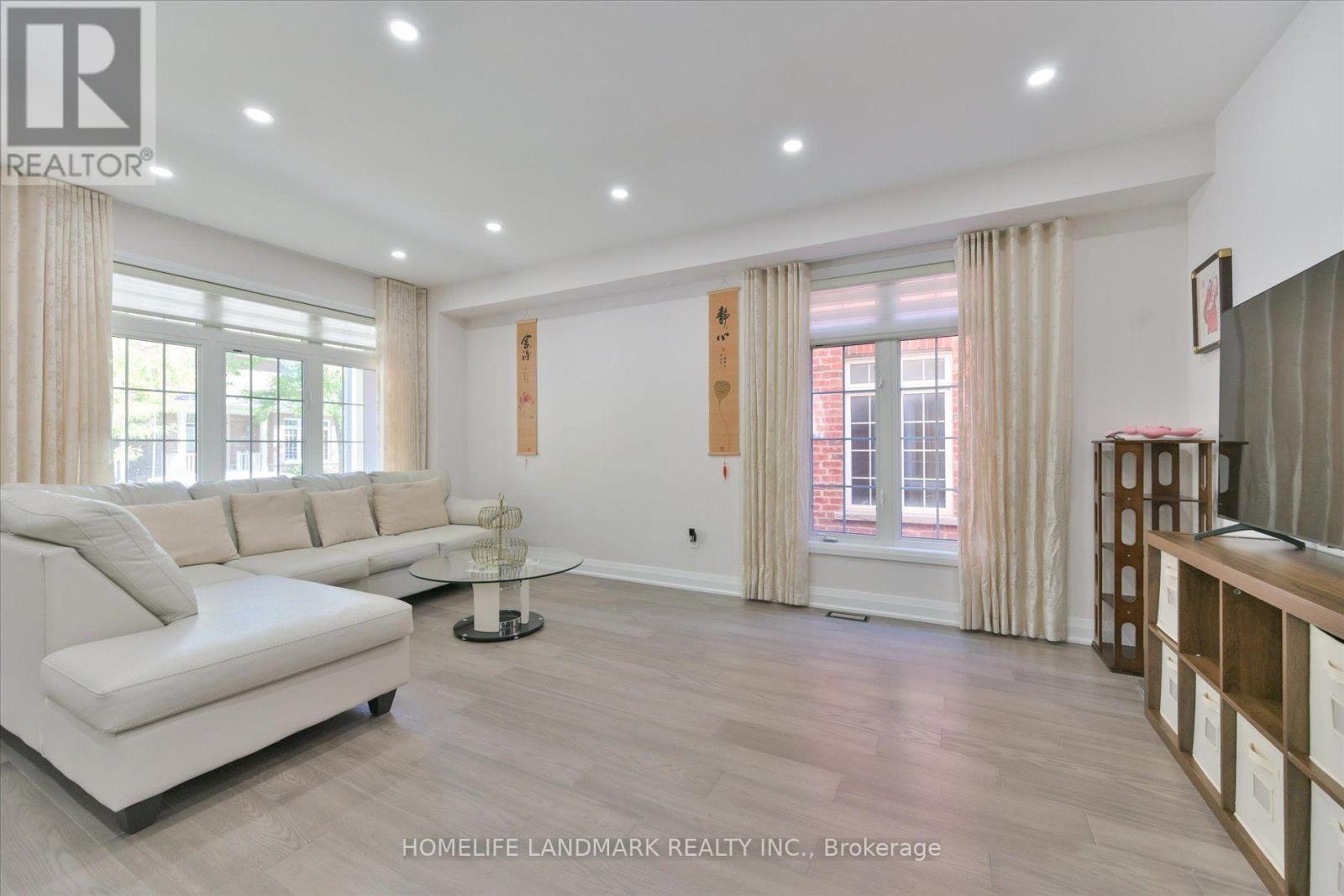 24 HARLAN STREET - 2