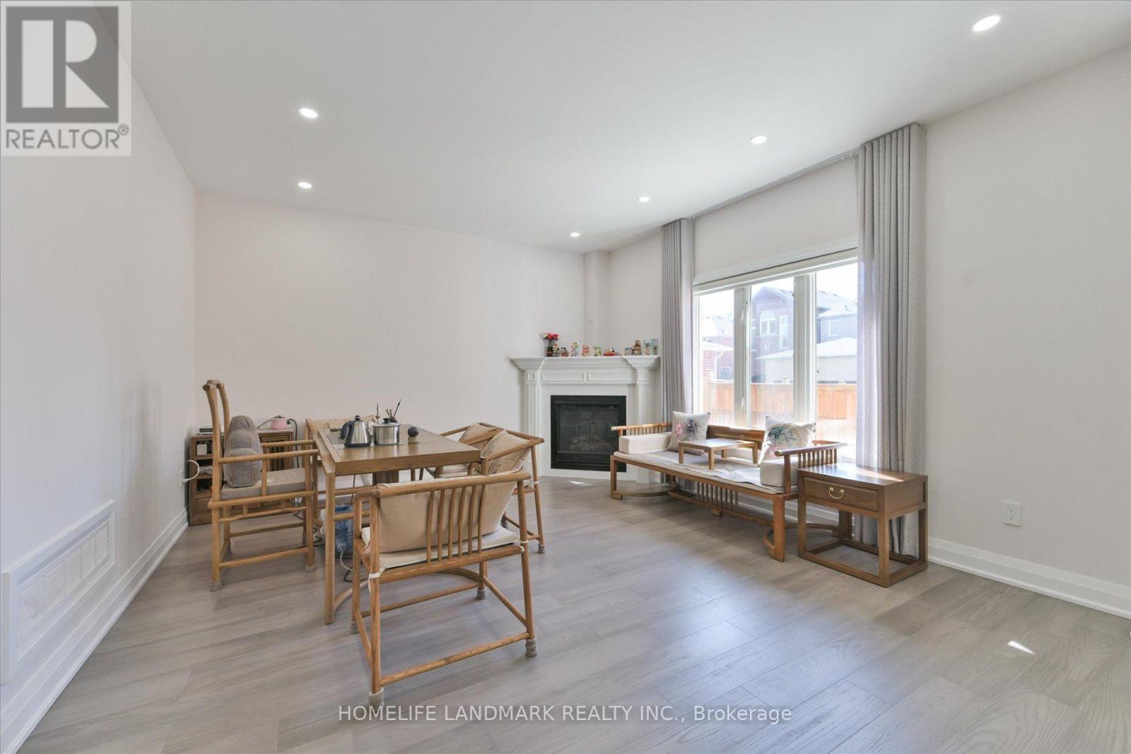 24 HARLAN STREET, Markham (Cornell) — photo 5