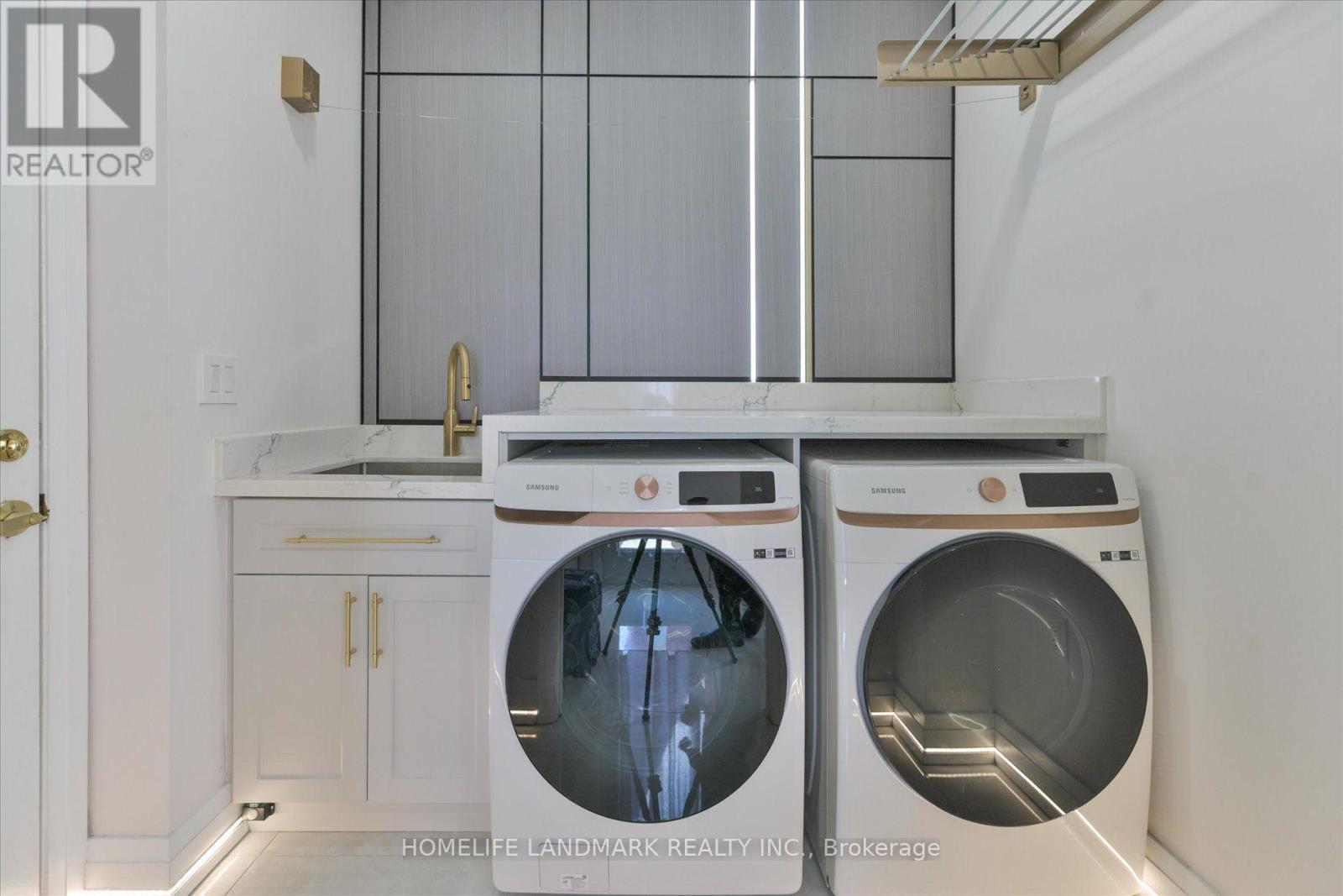 24 HARLAN STREET, Markham (Cornell) — photo 9