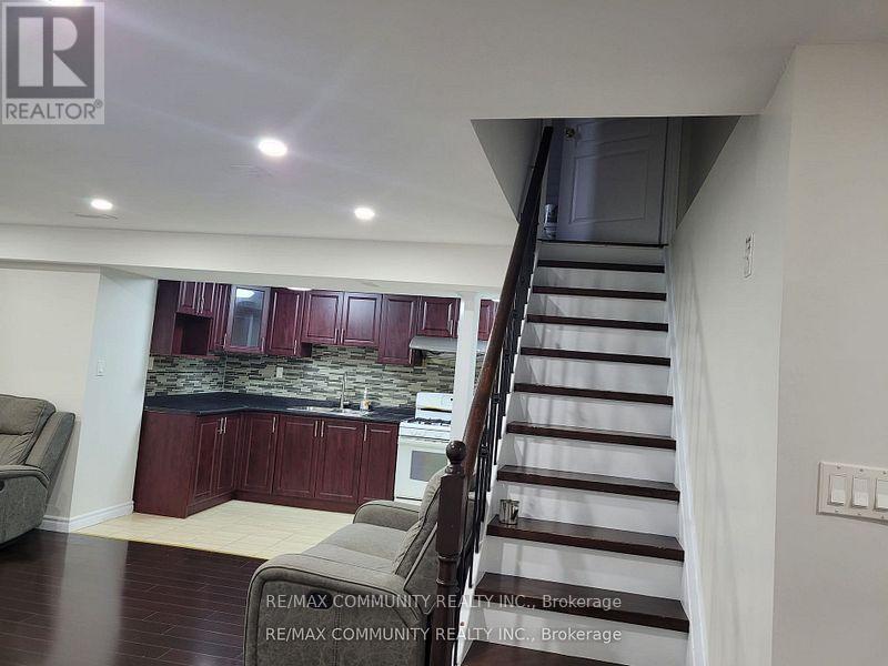 BSMT - 14 CONDARCURI CRESCENT, Markham (Box Grove) — photo 2