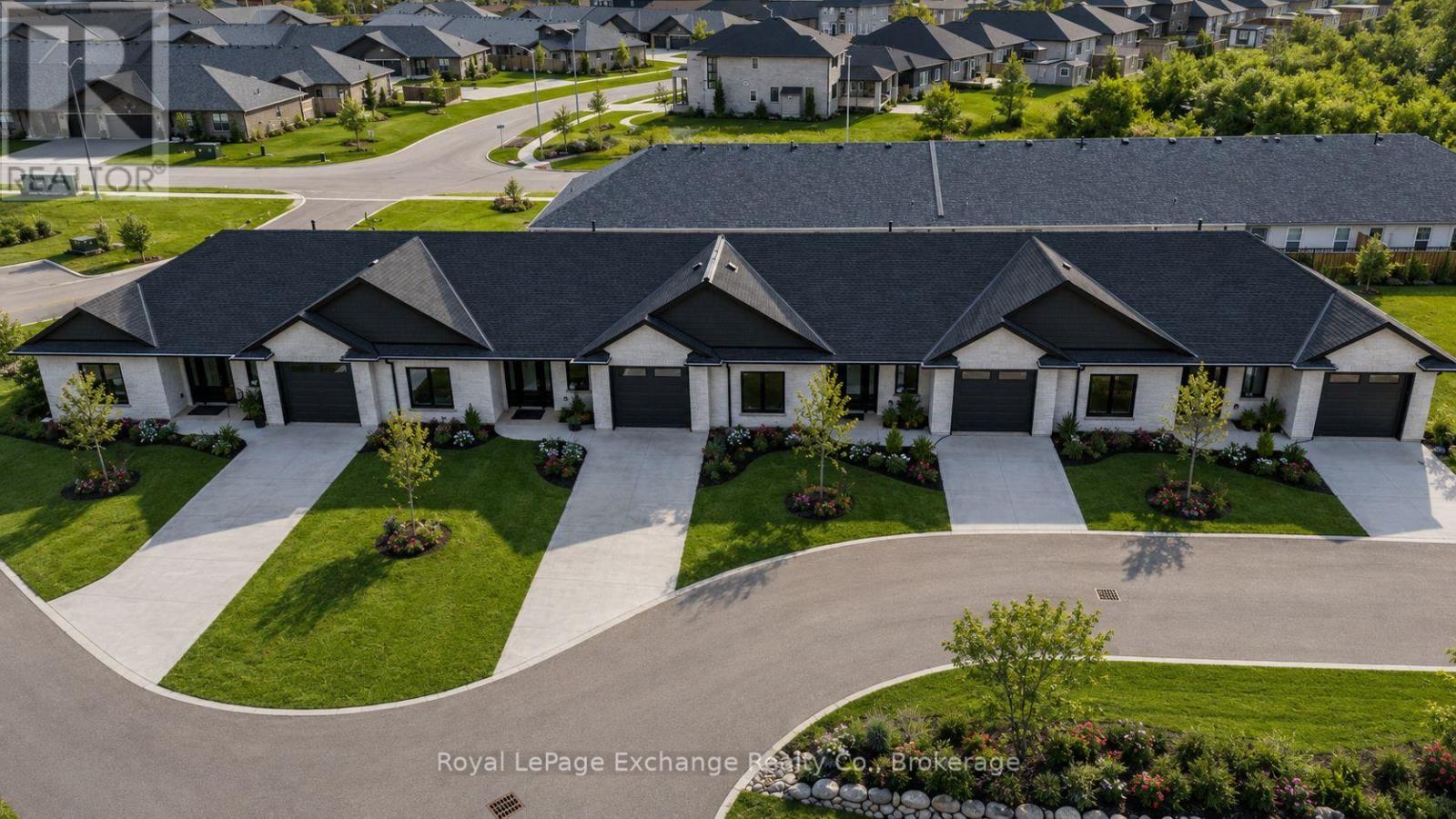 41 - 1071 WATERLOO STREET N, Saugeen Shores — photo 2