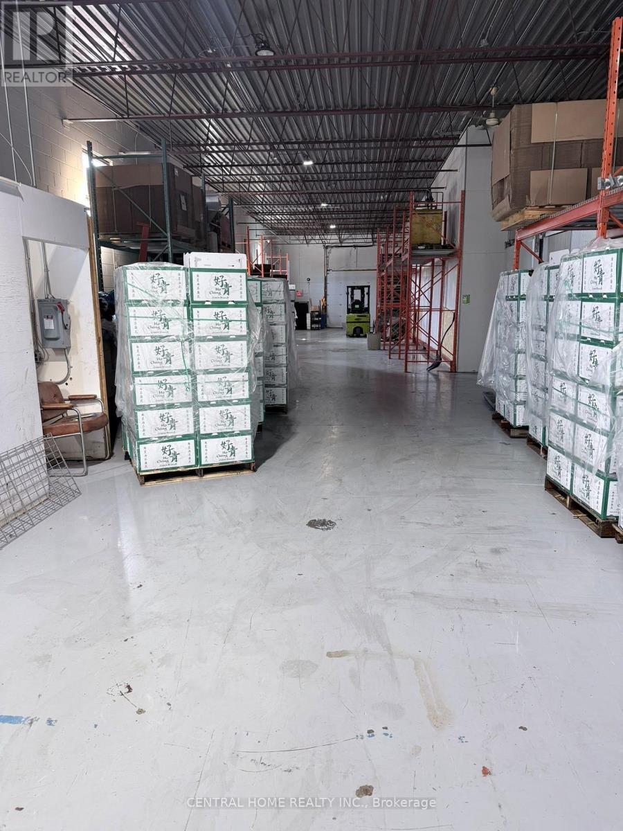 330 BRUNEL ROAD, Mississauga (Gateway)