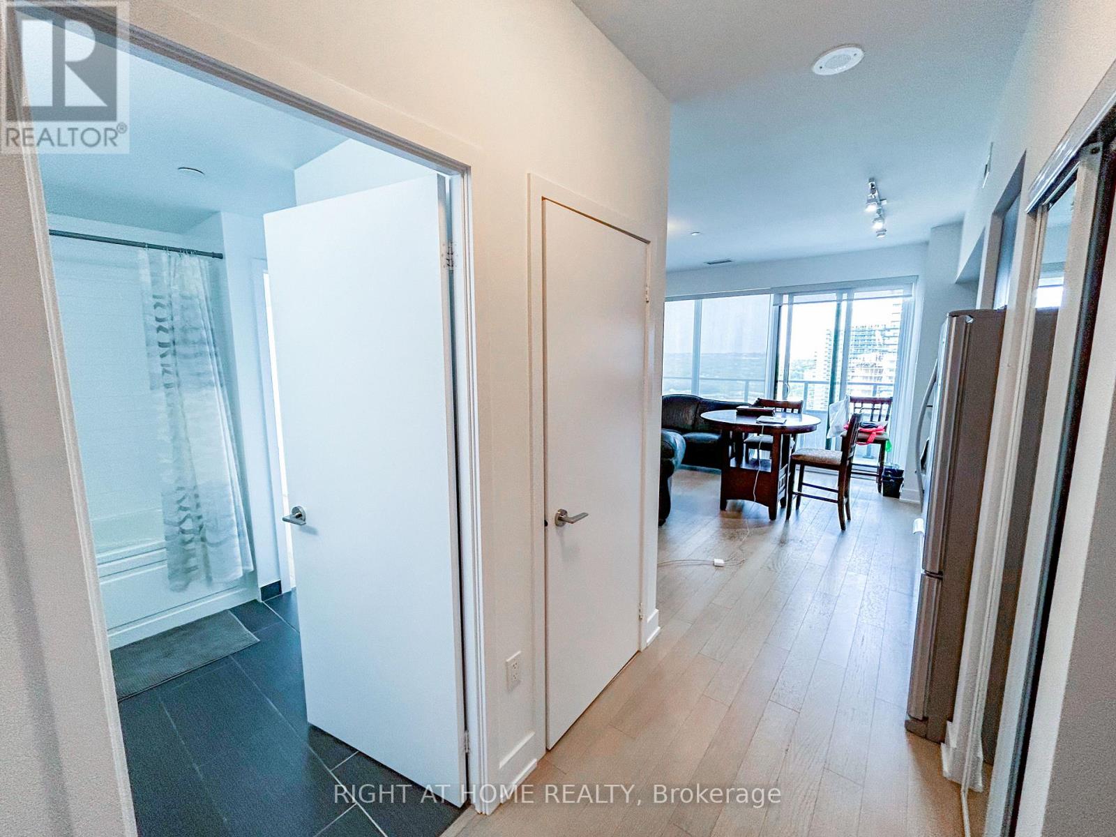 3313 - 30 SHORE BREEZE DRIVE, Toronto (Mimico) — photo 5