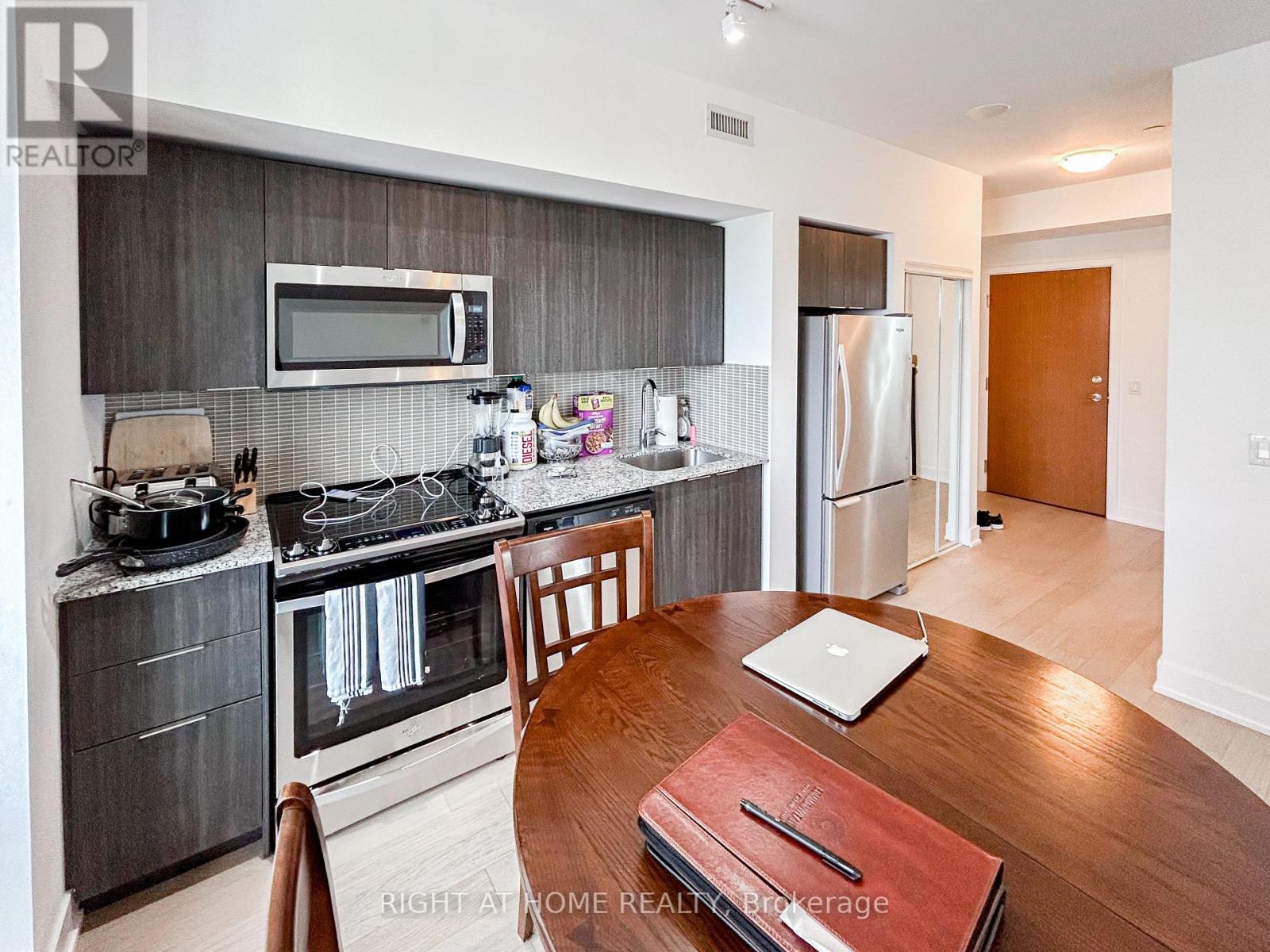 3313 - 30 SHORE BREEZE DRIVE, Toronto (Mimico) — photo 9