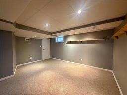 406 Fourth Avenue, Neepawa, MB R0J1H0 Photo 14