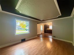 406 Fourth Avenue, Neepawa, MB R0J1H0 Photo 7