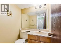 175 Castleridge Drive NE - photo 11