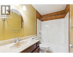 175 Castleridge Drive NE - photo 15