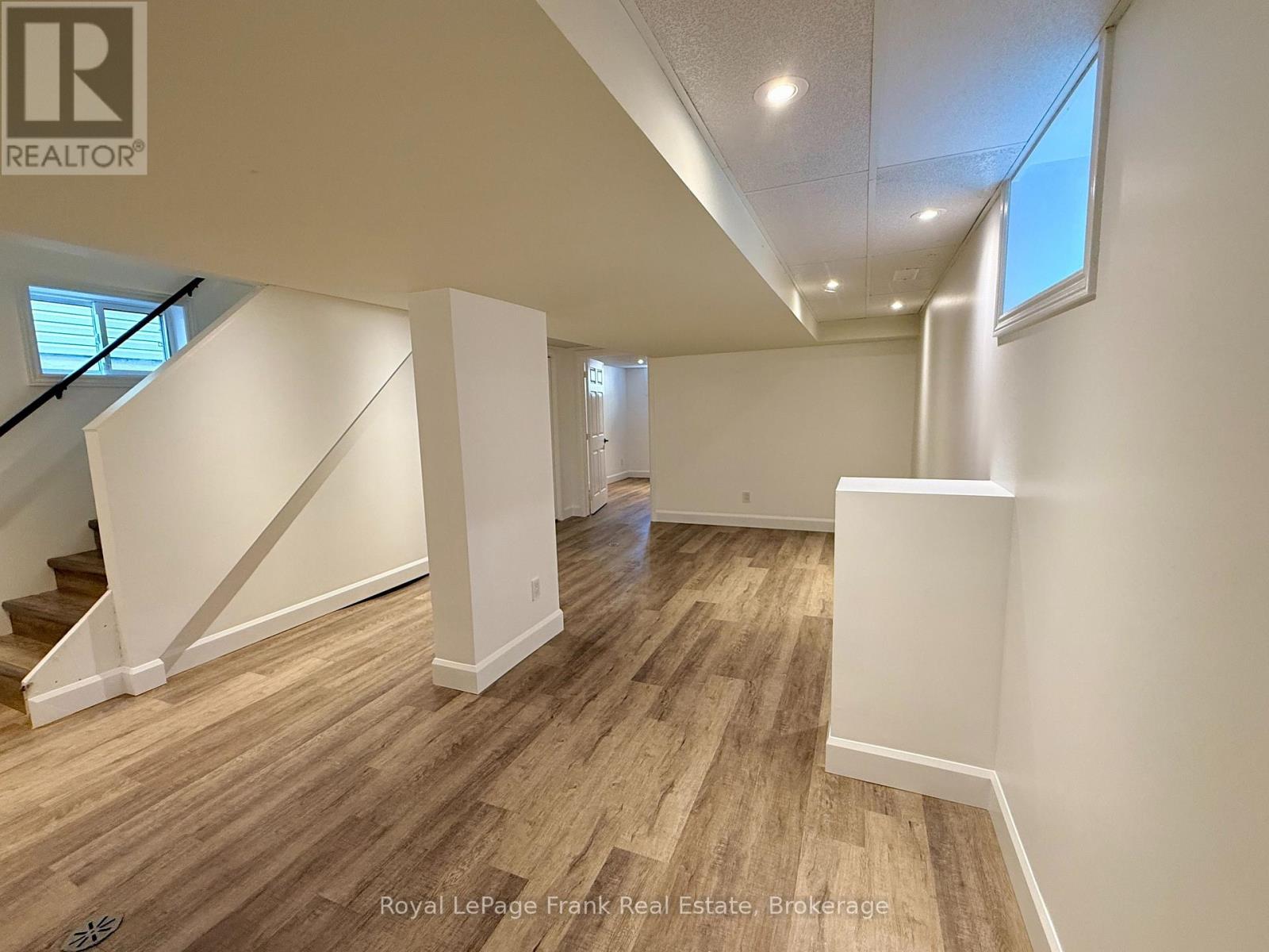 672 ROMAINE STREET - 21