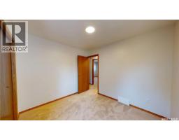 610 Nesslin Crescent, Saskatoon, SK S7J4V5 Photo 27