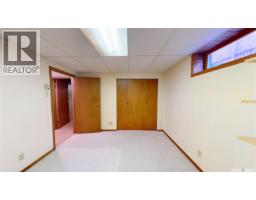 610 Nesslin Crescent, Saskatoon, SK S7J4V5 Photo 32