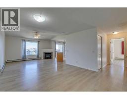301, 7301 Valleyview Park SE - photo 4
