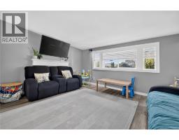 Kitchen - 3381 Village Green Way Unit# 36, West Kelowna, BC V4T1L2 Photo 11