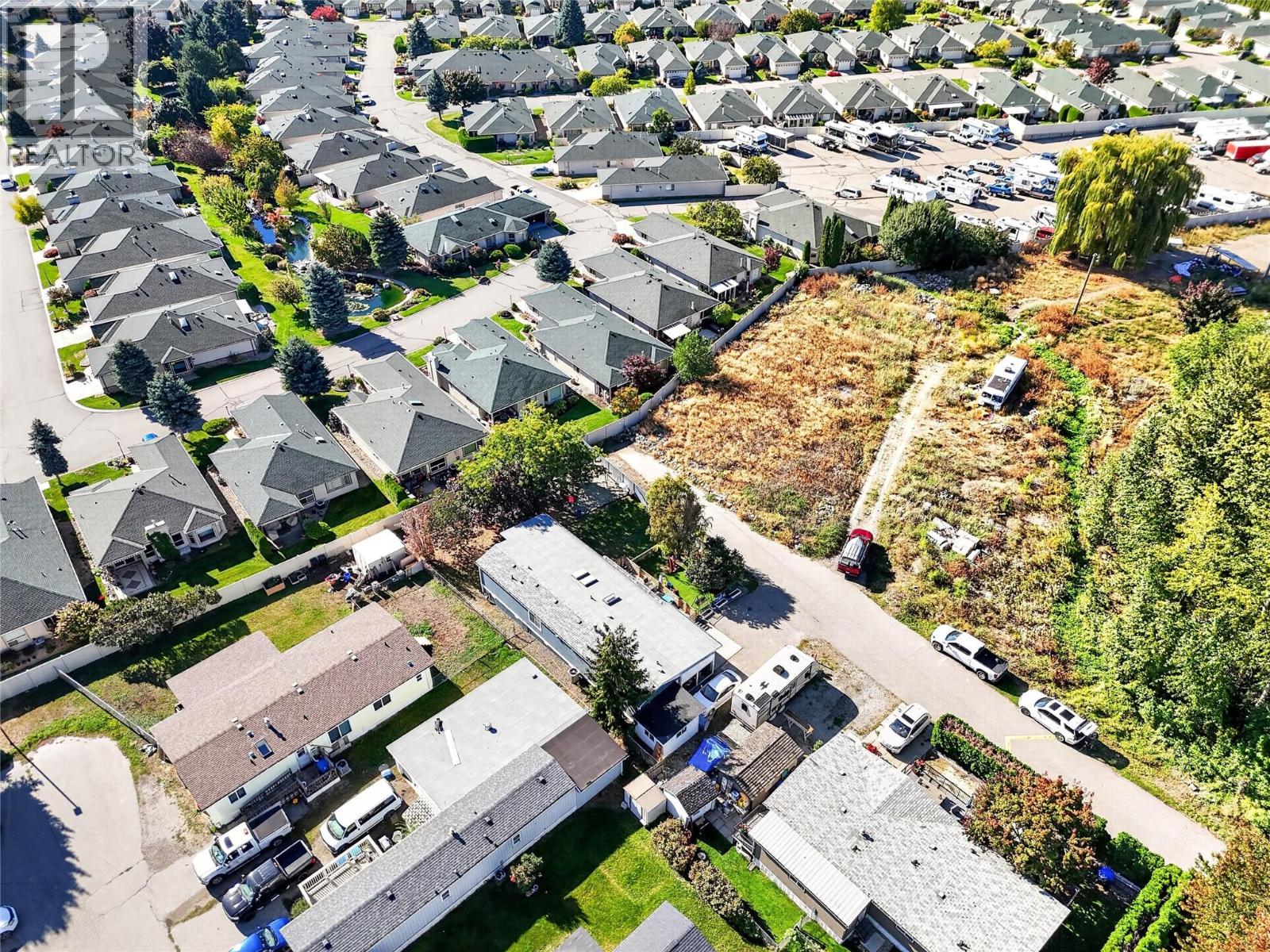 36 3381 Village Green Way, West Kelowna