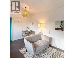 2105 Straitsview Rd, Central Saanich, BC V0S1A0 Photo 48