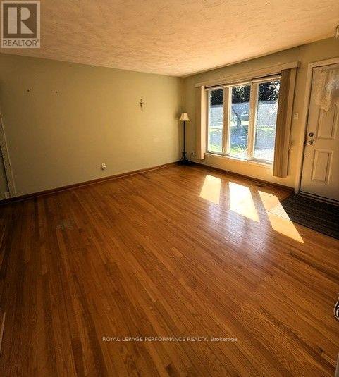 418 BELLEVUE CRESCENT, Cornwall — photo 3