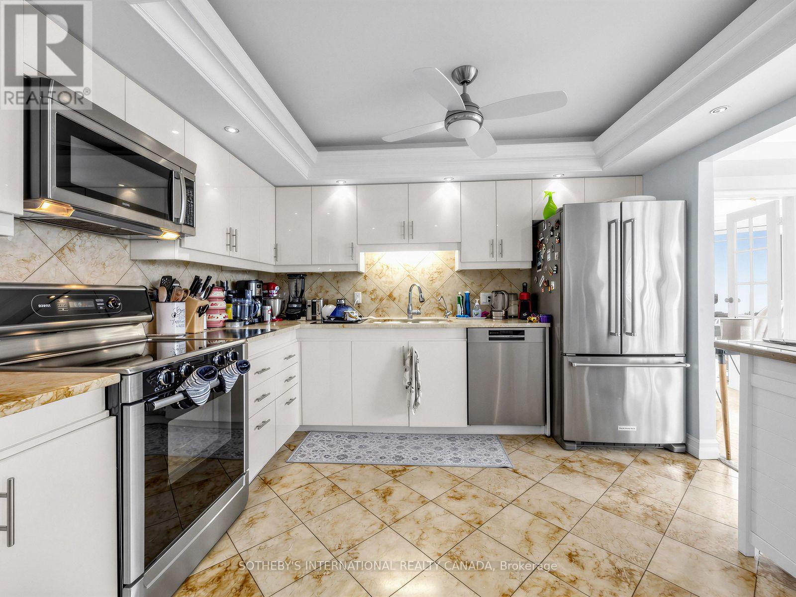 2104 - 65 HARBOUR SQUARE, Toronto (Waterfront Communities) — photo 10