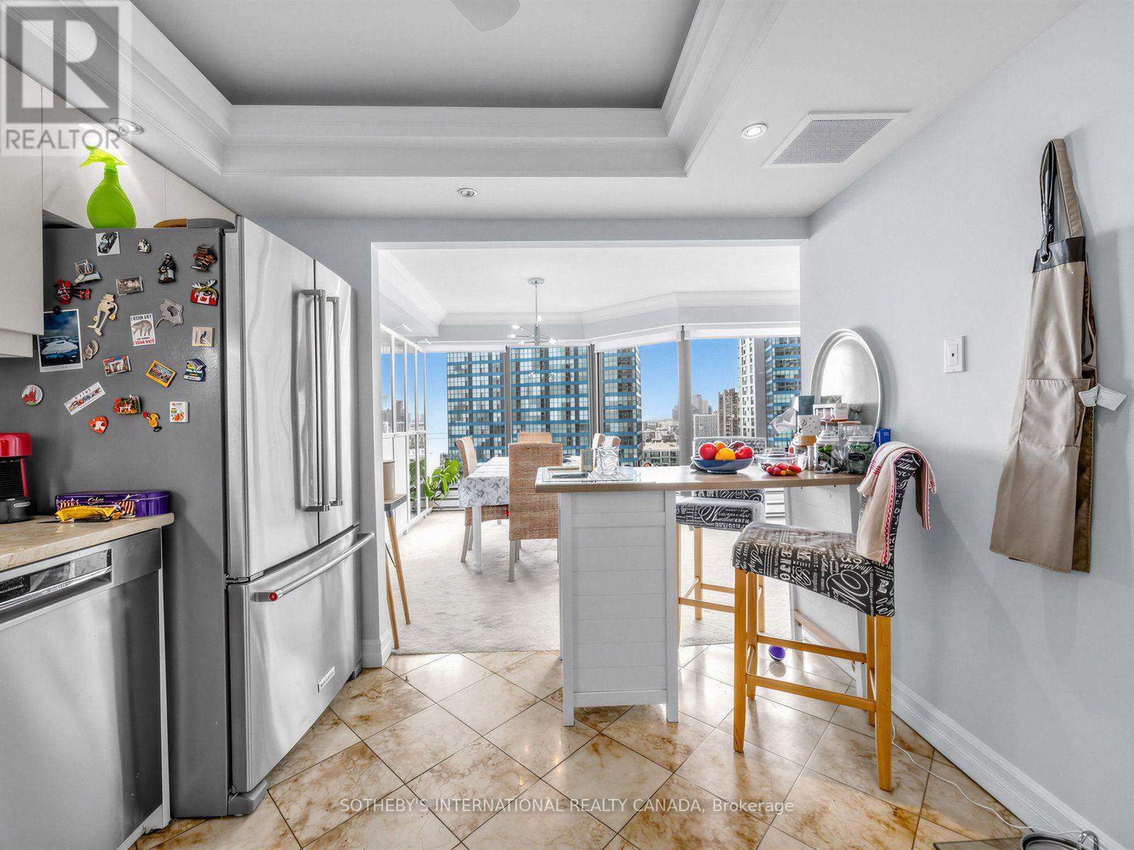 2104 - 65 HARBOUR SQUARE, Toronto (Waterfront Communities) — photo 11