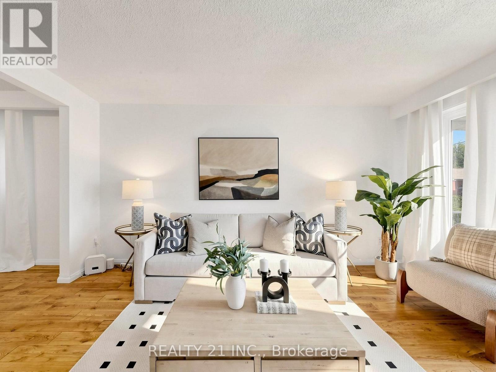 132 HARDING BOULEVARD, Toronto (Birchcliffe-Cliffside) — photo 4