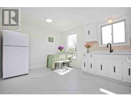 Bedroom 3 - 93 Corinthian Boulevard, Toronto, ON M1W1B7 Photo 6