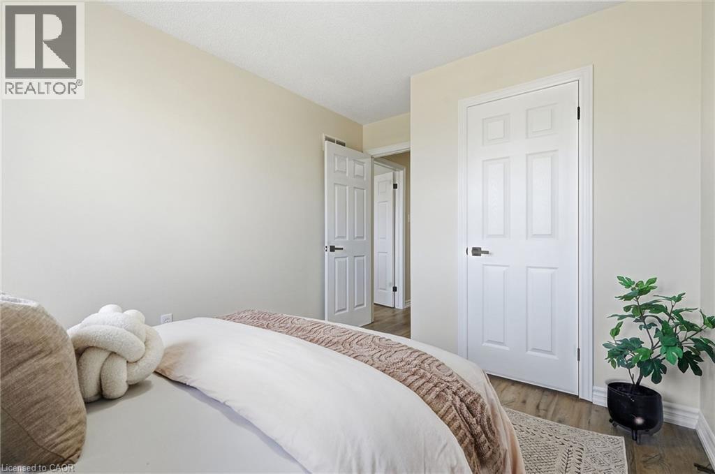 257 SOUTHBROOK Drive - Image 23