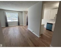 10654 Beaumaris Rd Nw, Edmonton, AB T5X3N4 Photo 8