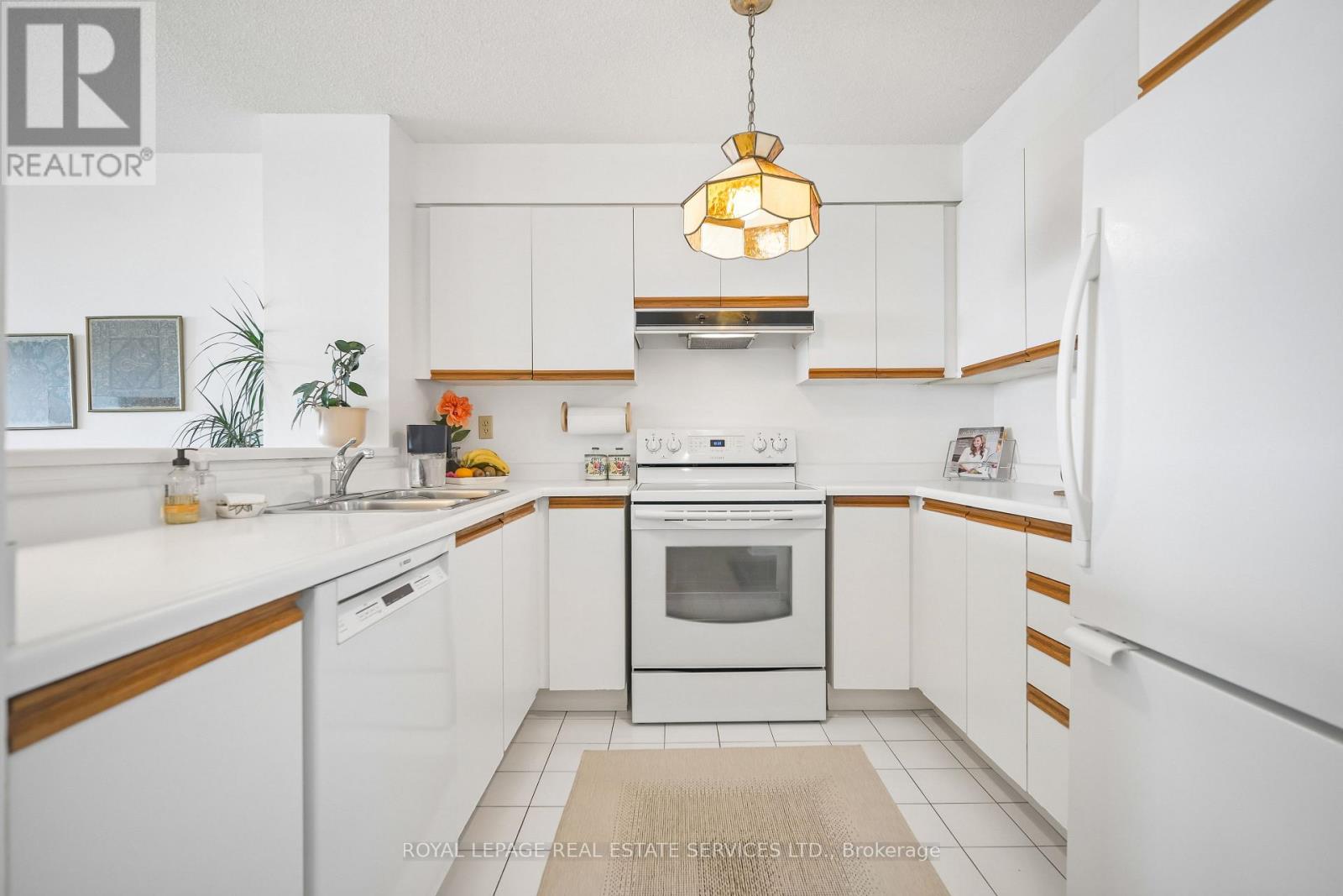 1211 - 2155 BURNHAMTHORPE ROAD, Mississauga (Erin Mills) — photo 12